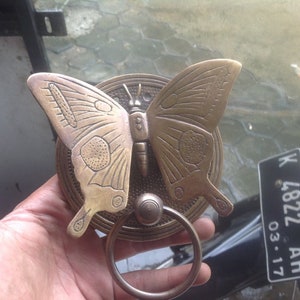 VINTAGE BUTTERFLY Door Knocker Detailed ANTIQUE Solid Brass | Brass door banger