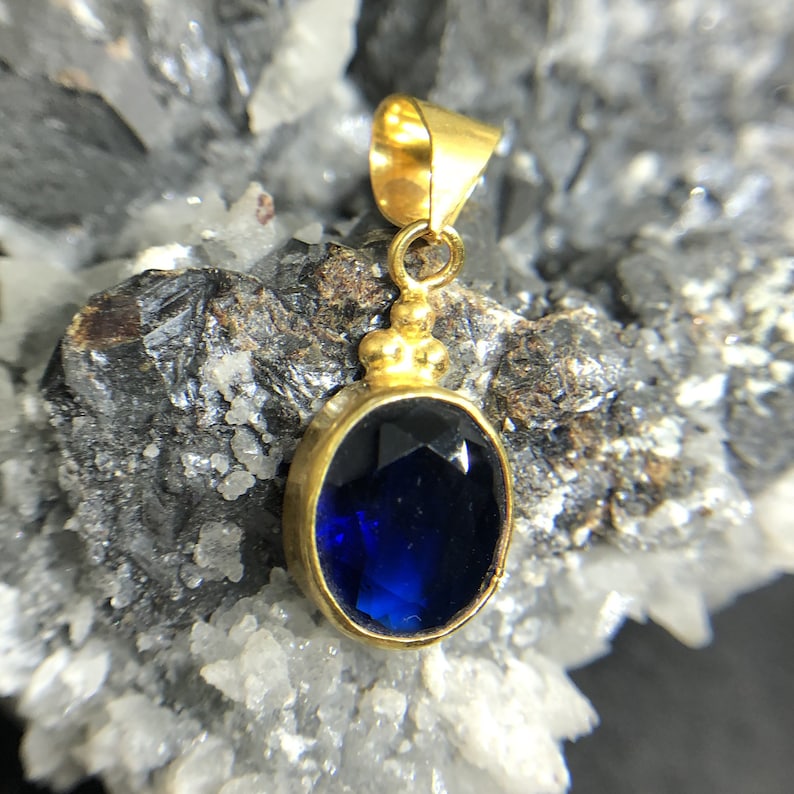 Sterling Silver 925K Gold Over 18K Handmade Oval Sapphire Ancient Designe Pendant