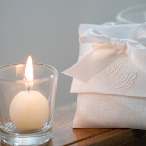 Sacchetto ricamato personalizzato, Portaconfetti, Puro Lino 100% Italiano, Sacchetto Bomboniera, Matrimonio, Battesimo, Comunione, Cresima