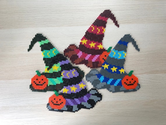 Hexenhut Fensterbehang Aus Acryl – Halloween-Deko Mit Magischem Design, 20x18 Cm, Zum Aufhängen