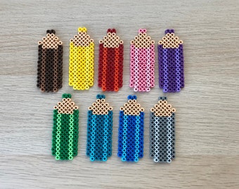 9 crayons de couleur en perles fusibles