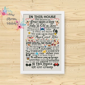 En esta casa hacemos patrón de punto de cruz, héroes de cuento de hadas, reglas familiares, cita de dibujos animados, punto de cruz de decoración de habitación para niños, descarga instantánea #209