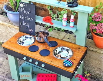 Mud Kitchen, Colour & Personalisation Options.