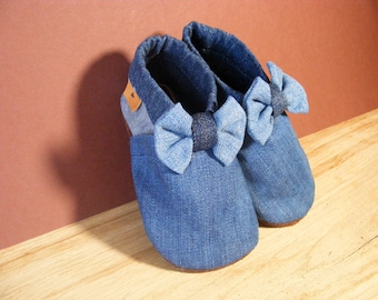 Baby crawling shoes light blue