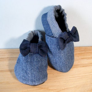 Baby crawling shoes Mocca Tilda blue with lambskin sole