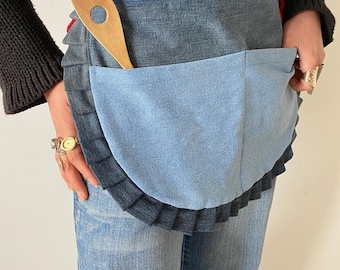 Frilly Apron