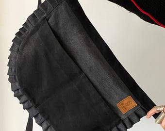 Frilly Apron