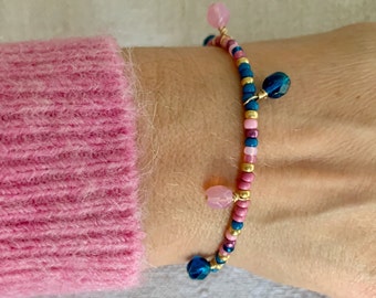 14K GF Bracciale di perline di semi blu e rosa con perline di fascino, braccialetto di perline colorato, braccialetto miyuki, braccialetto di perline boho, regalo