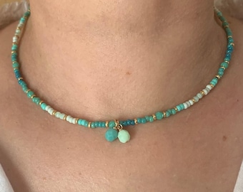 Collar de oro con cuentas de turquesa, collar delicado con pequeñas cuentas de turquesa, collar verde Miyuki, gargantilla fina de estilo boho chic
