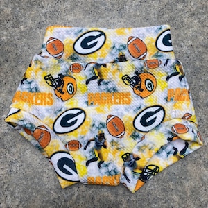 Bummies in Green Bay Packers fabric, various sizes for babies and toddlers, diaper covers, shorts, football nfl
