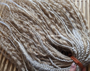 Rastas rubias rizadas, rastas sintéticas de ganchillo, extensiones rubias estilo boho, rastas de doble punta, trenzas rubias.