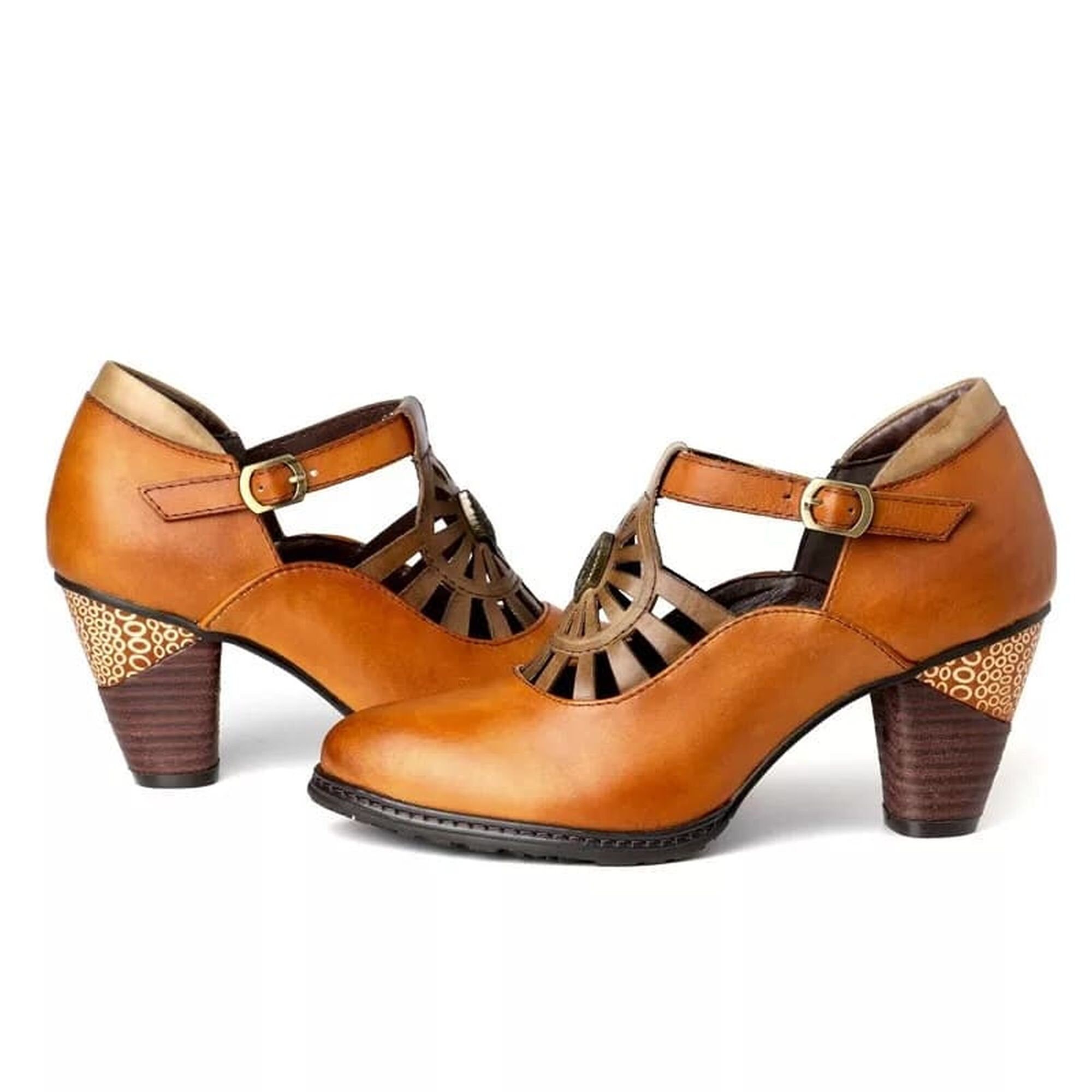 retro pump shoes