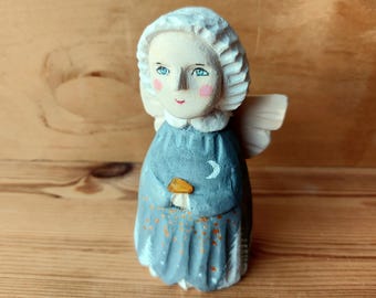 Hand Carved and Painted Christmas Angel: Statuette with Baltic Amber Accent