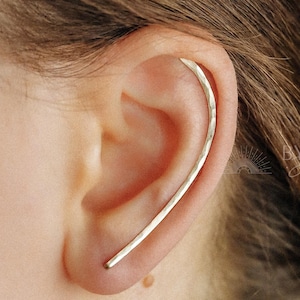Pendientes trepadores de orejas largos y delicados de 50 mm, aretes tipo trepador de orejas, aretes tipo brazalete de oro, aretes tipo barra de plata con pasadores de oreja, aretes tipo trepador de orejas martillados en oro rosa