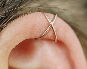 Manchette d'oreille minuscule Criss Cross Ear Cuff No Piercing Ear Cuff Cartilage Boucle d'oreille Or 18 carats Manchette d'oreille Dainty Ear Cuff Silver Earcuff Simple Ear Cuff