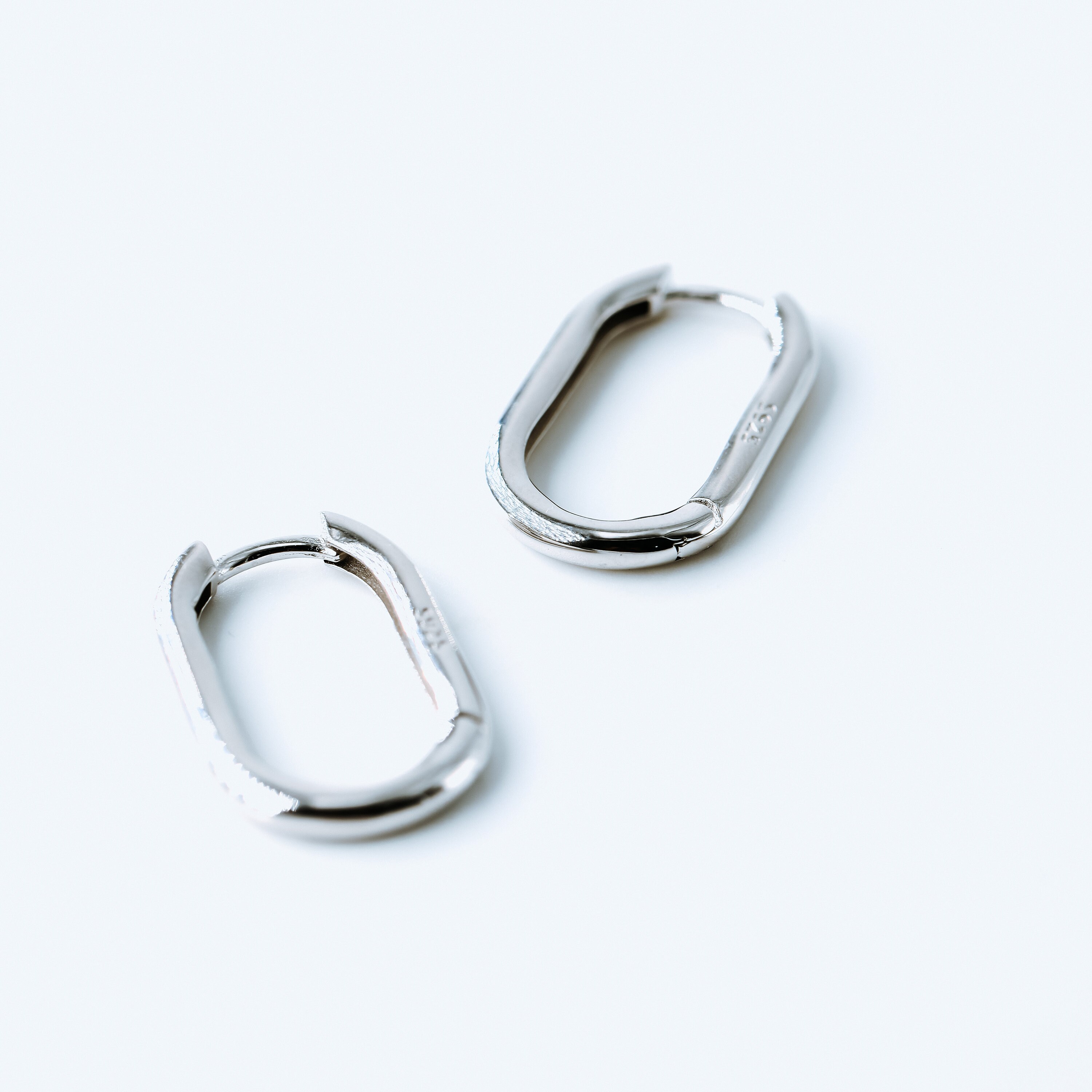Oval Hoop Earrings • Gold, Silver • BYSDMJEWELS - Etsy