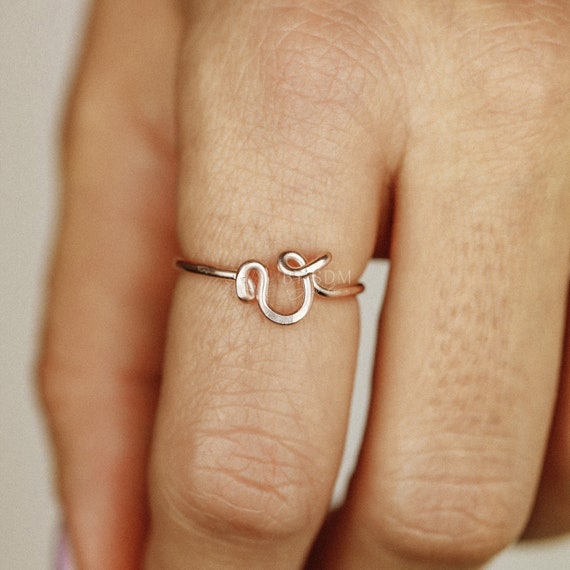 Sterling Silver Initial V Ring Monogram V Ring Custom Ring Personalized Letter  Ring Minimal Initial Jewelry Dainty Initial Rings - Etsy