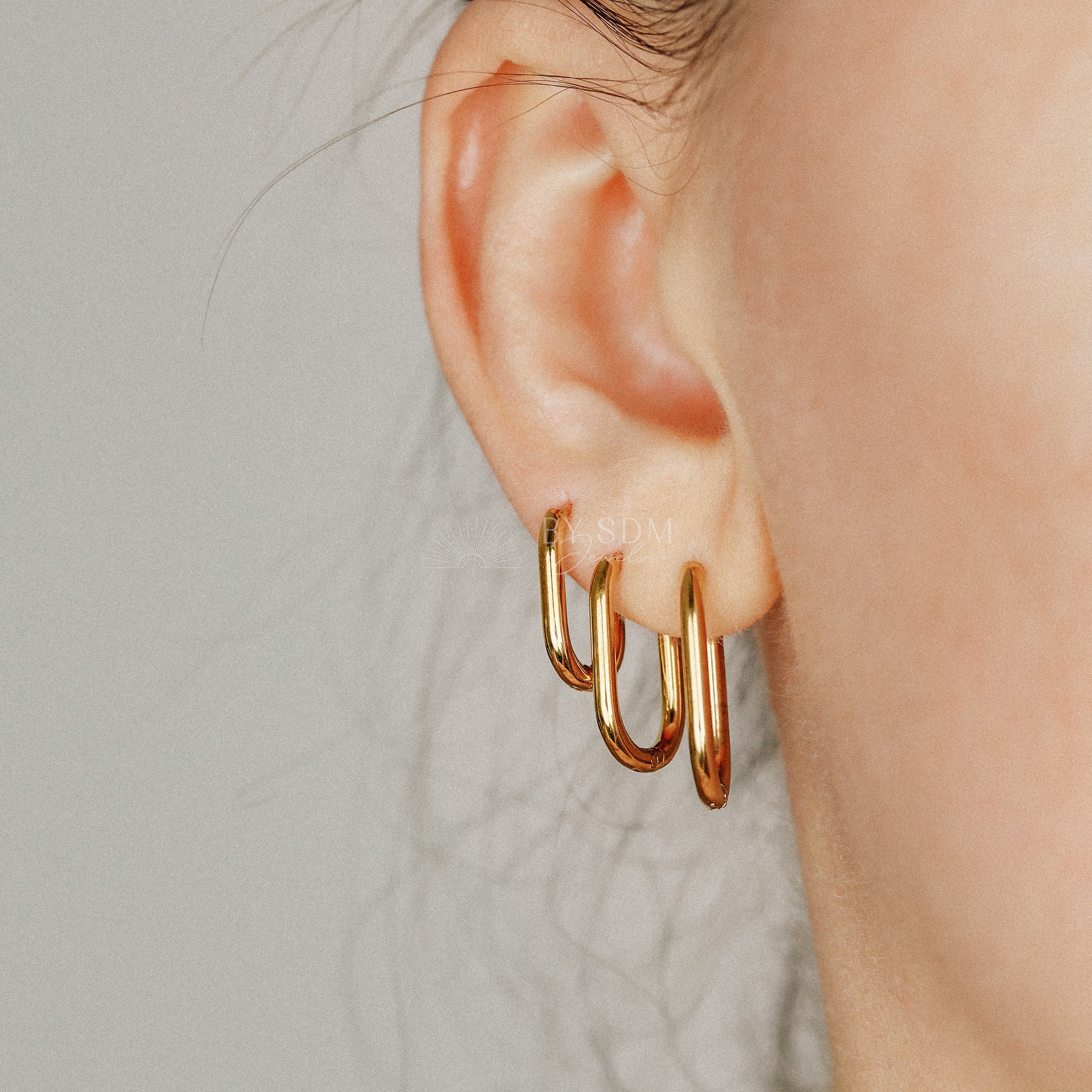 アクセサリー simmon OVAL PIERCED EARRING M Oval dome earrings | Simons | Shop Women's Earrings Online
