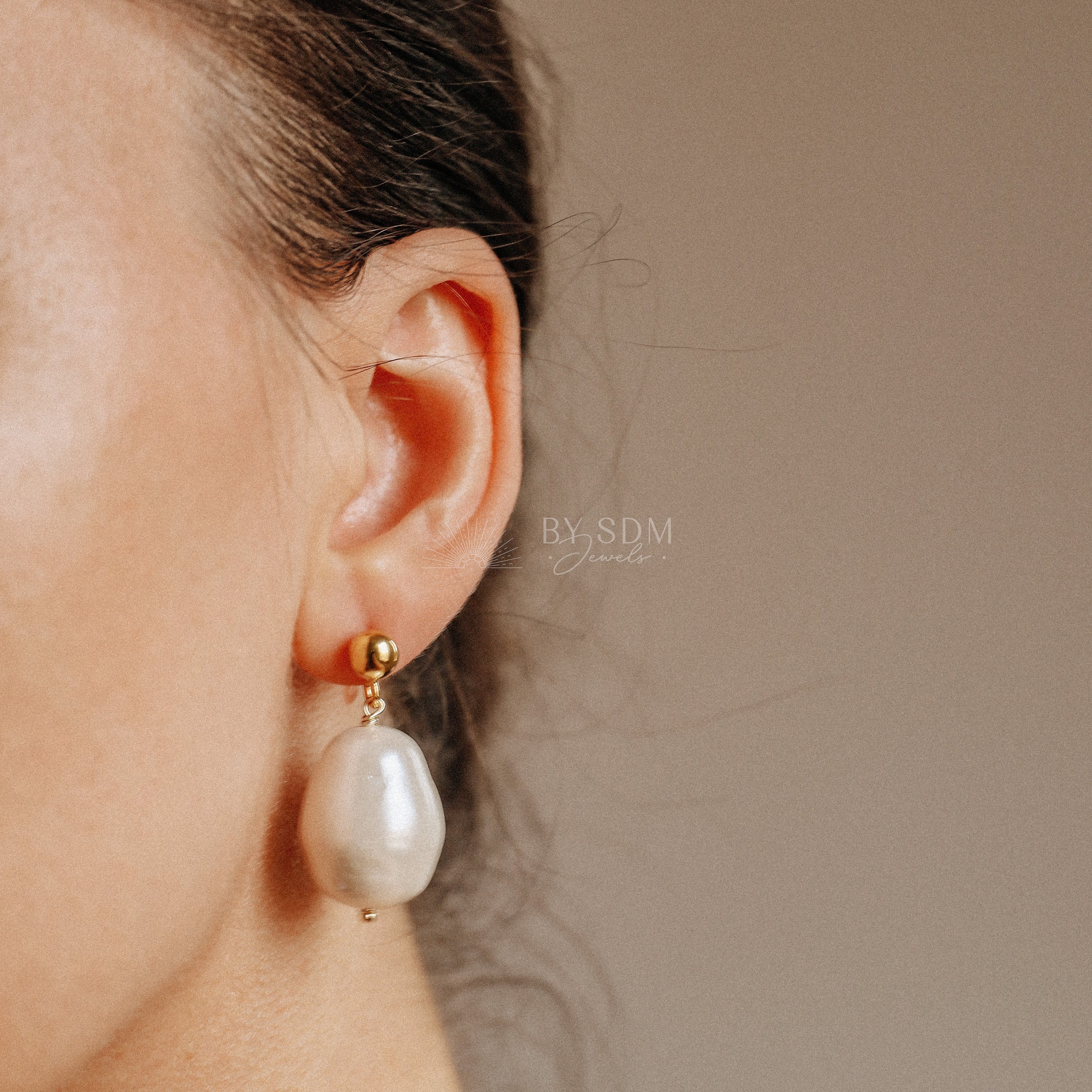 Large pearl 2024 costume earrings