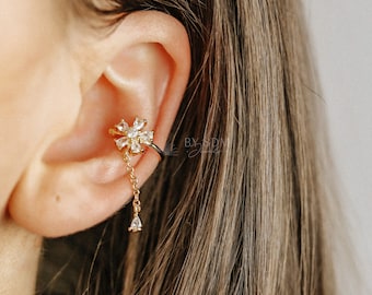 Bijou d'oreille fleur conque zircone cubique • Argent, or • BYSDMJEWELS