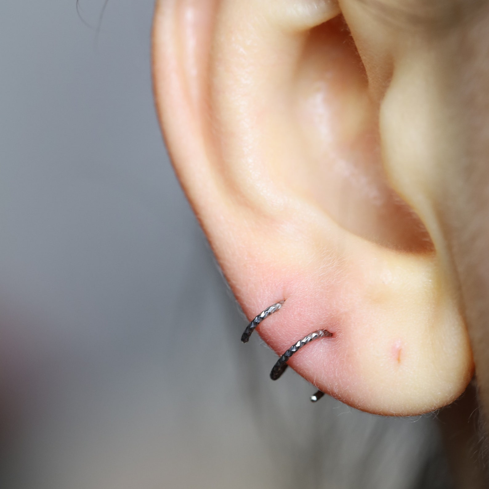 Double Hoop Earrings One Hole Spiral Earrings Black Diamond Etsy Canada