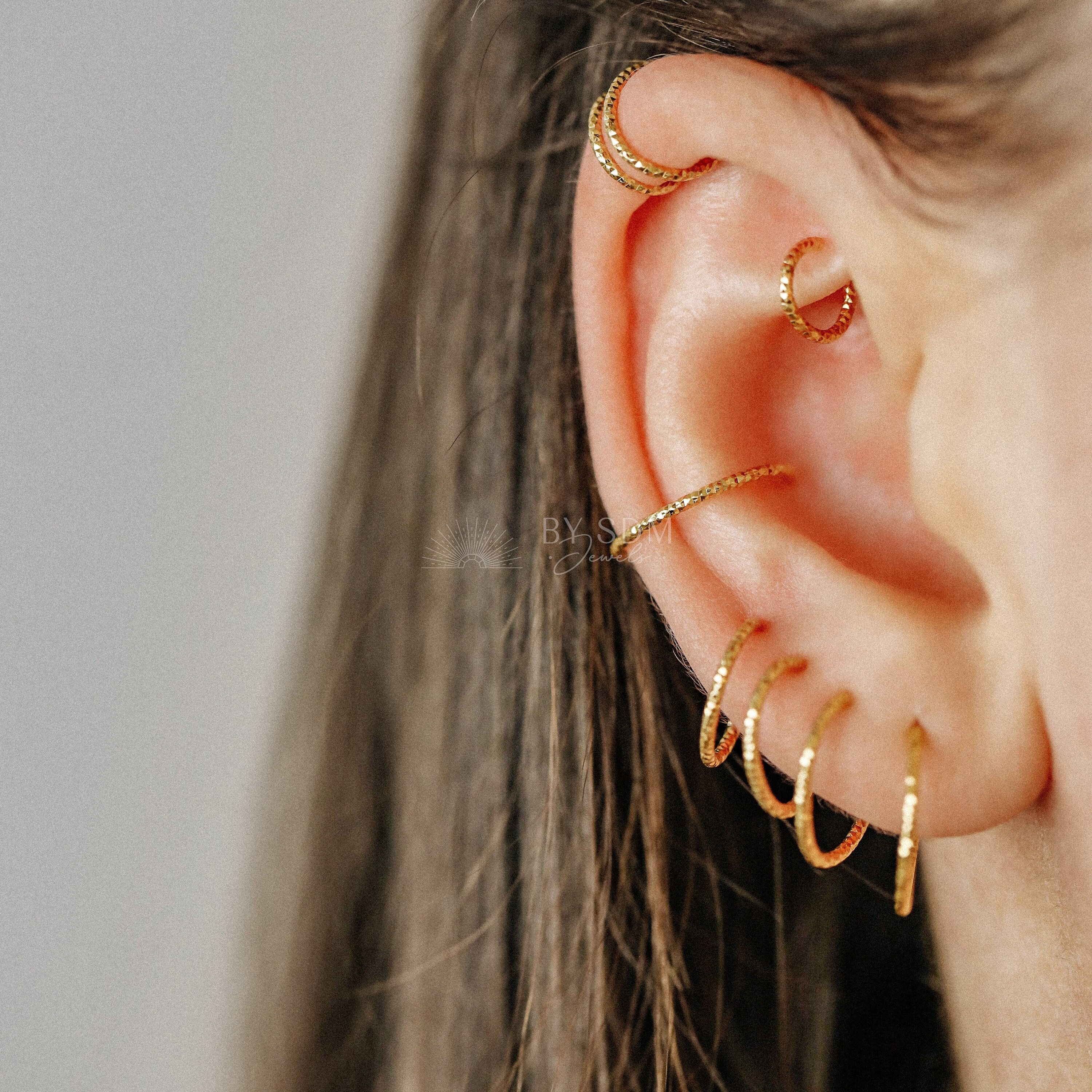 JeryWe 8 coppie orecchini donne ragazze 316L acciaio inox Stud Hoop