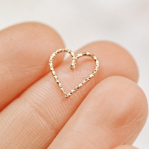 Helix Earring, Heart Cartilage Earring, Sterling Silver Helix Earring, Silver Open Heart Helix Hoop Earring, Diamond Cut Helix Heart Earring