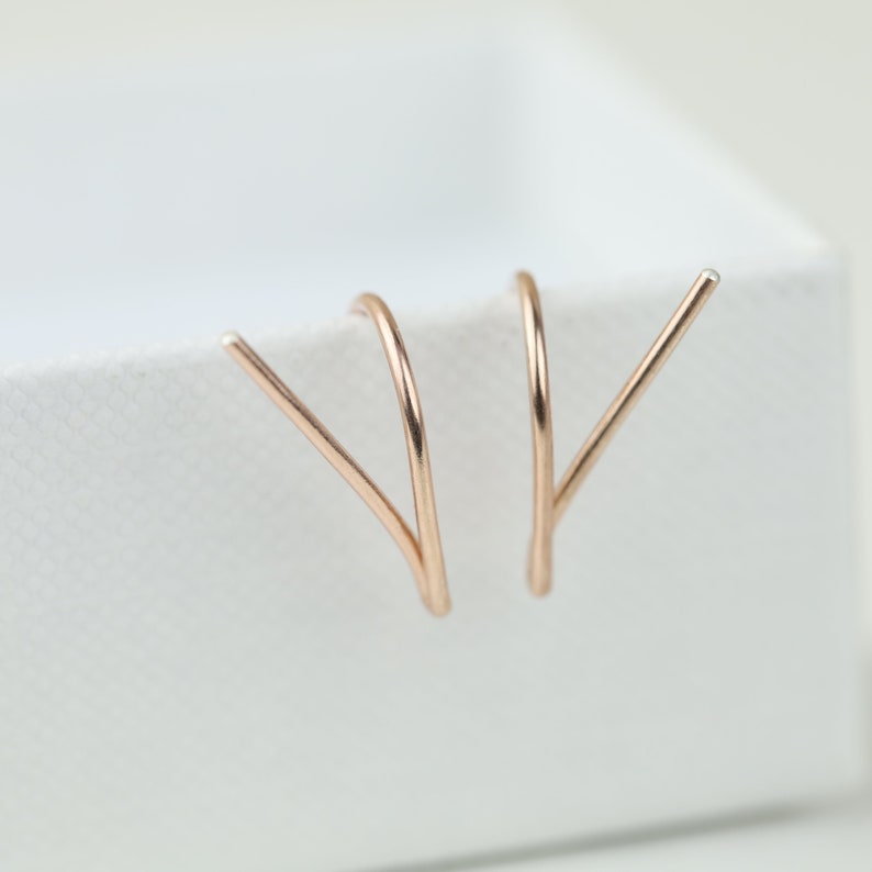 Minimalist V Earrings Horseshoe Earrings Bar Earrings Arc Etsy