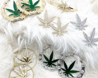 Boucles d’oreilles feuilles de cannabis-styles assortis