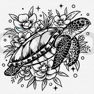 Puede incluir: Ilustración en blanco y negro de línea de arte de una tortuga marina con la cabeza girada hacia la derecha. La tortuga está rodeada de flores y hojas.