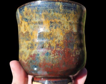 Born in Fire geglazuurde keramische beker met yunomivoet: handgemaakt aardewerk, steengoed 8 ounce