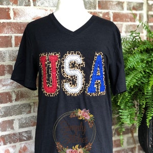 USA applique shirt Cheetah print and sequins-Bella Canvas unisex V-neck image 2