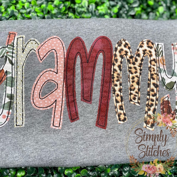 Camisa o raglán con aplique de nombre de abuela/mamá/mamá ~Aplique con borde irregular~