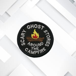 Parche termoadhesivo de historia de fantasmas para coser en chaquetas, chalecos, mochilas, insignias de terror de fogata, regalo de campamento espeluznante, ambiente de Halloween