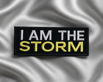 Toppa ricamata "I Am The Storm" da stirare/cucire, emblema distintivo personalizzato, etichetta con nome per jeans, gilet, giacche, abbigliamento, zaini / Retro Gamer Sci-fi