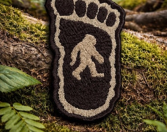 Yeti Bigfoot Foot Embroidered Iron On Patch Sasquatch Folklore Hoax Funny Humor Laugh Joke Applique Vest Jacket clothing Backpack