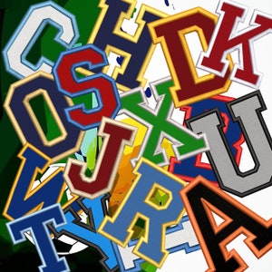 College Alphabet Patch Varsity Letterman Gesticktes Aufbügeln / Aufnähen Kleidung Applikation High School Sporttasche Jersey Farbe Fußball Baseball