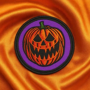 Parche de calabaza aterrador/parche termoadhesivo/regalo de Halloween/calabaza malvada/insignia de terror/aplicación bordada para coser para disfraz o cosplay