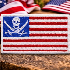 USA Pirate Flag Patch/Iron-On Patch/Jolly Roger/Red & White Skull/Biker Vest/Embroidered Sew-On Appliqué for Clothing Vest/Jacket Backpack