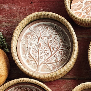 Bread Basket with Terracotta Warmer, Engraved with Nature-Inspired Birds of a Feather Design image 1