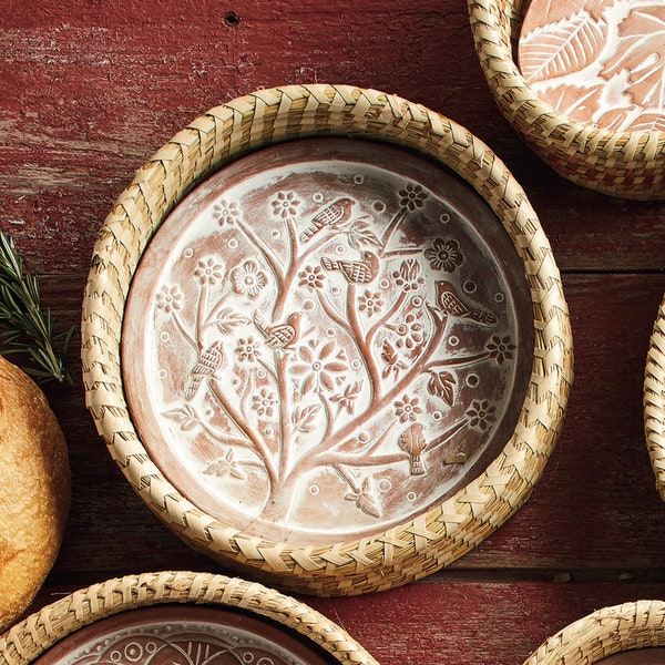 Bread Basket with Terracotta Warmer, Engraved with Nature-Inspired Birds of a Feather Design