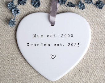 Personalised Grandma Gift, Porcelain Ornament, Mothers Day Gift, Grandmother Gifts, Pregnancy Announcement Grandparents, New Baby - HO93