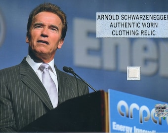 Arnold Schwarzenegger Worn Relic Photo Display - The Terminator Hollywood Actor Film Movies Gift Body Building Politician Wall Decor Icon