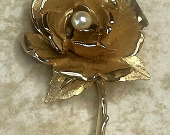 Marcel Boucher signed and stamped gold toned rose brooch with pearl 3717