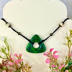 Coraline Looking Stone Pendant Necklace including never wear green in your dressing room note | Seeing Stone