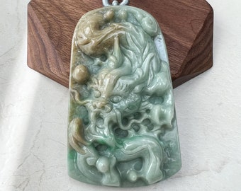 【vintage】翡翠　手彫り　中国刻印　金具　ペンダントトップ 大型翡翠龍中国十二支手彫りペンダントネックレス、YJ-0921-0111276