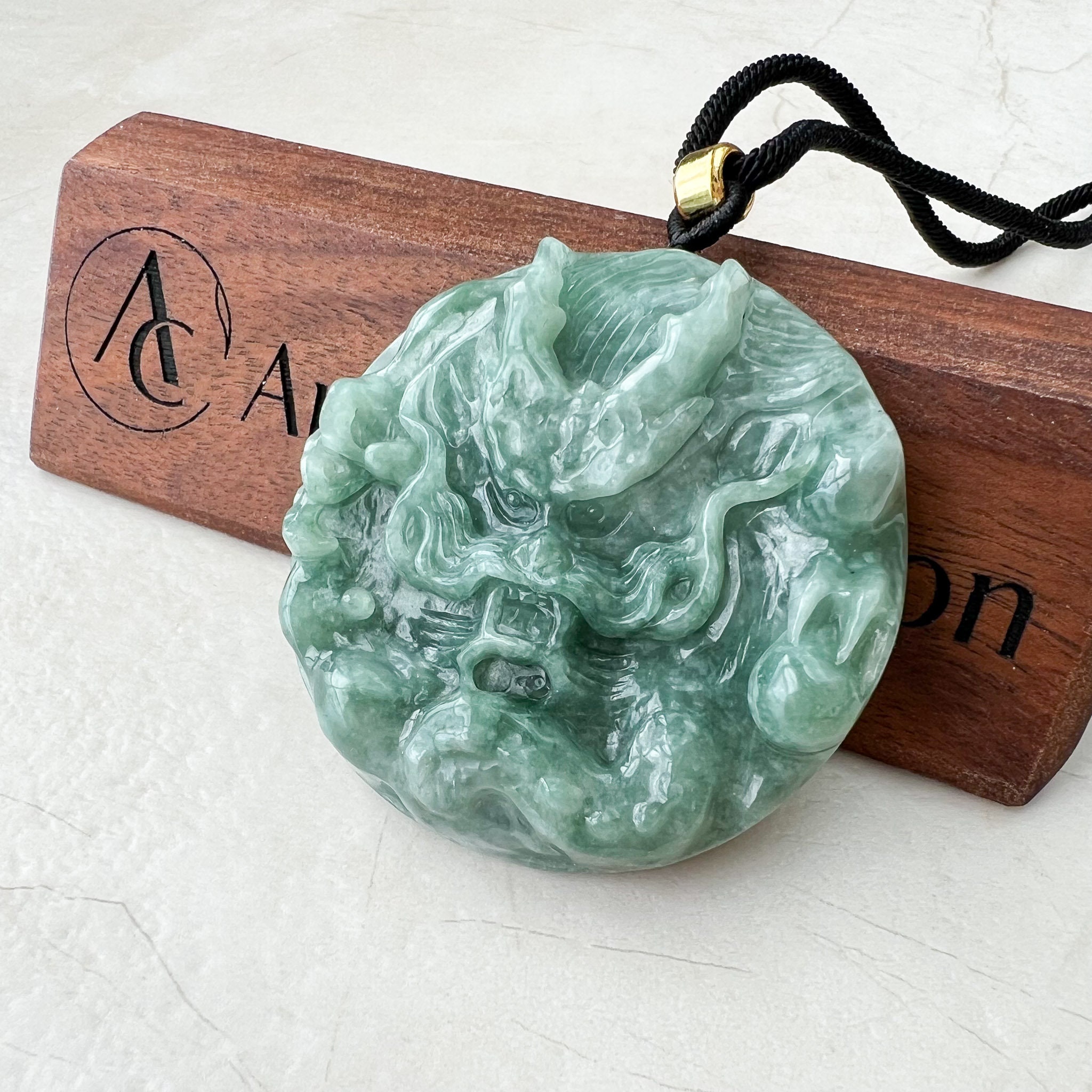 Collana Ciondolo Drago In Giada Verde Naturale – Intagliata A Mano, Gioiello Cinese, Portafortuna E Amuleto Reiki