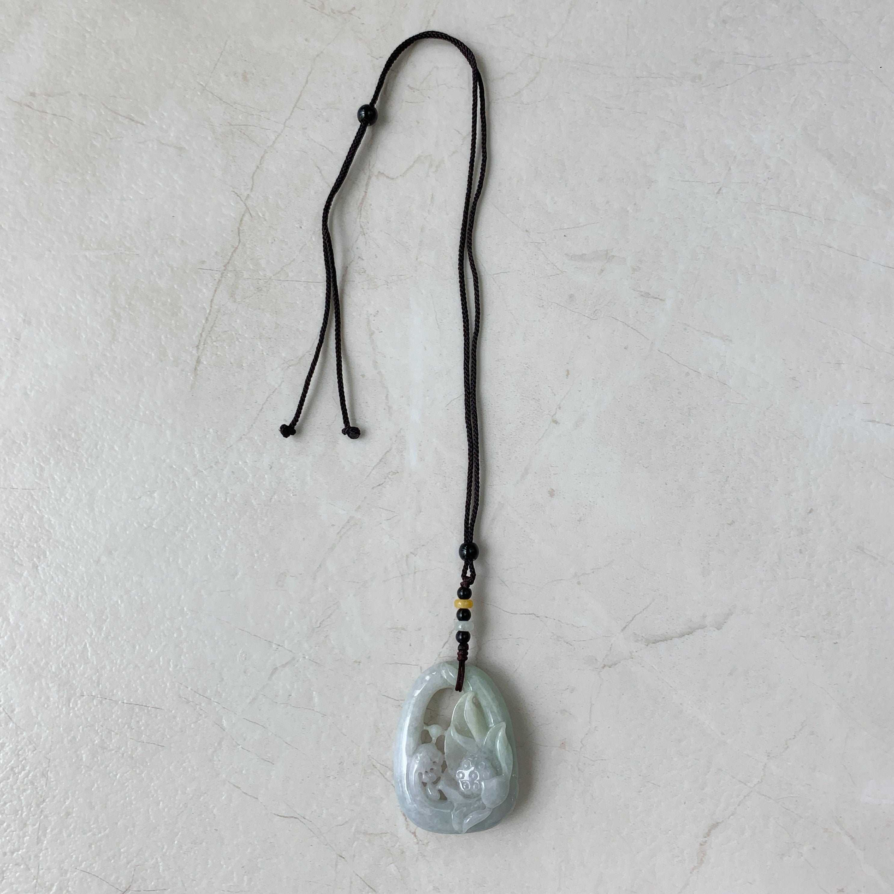 翡翠蓮の花モチーフ手彫りネックレス、YJ-0321-0430260 - Etsy 日本