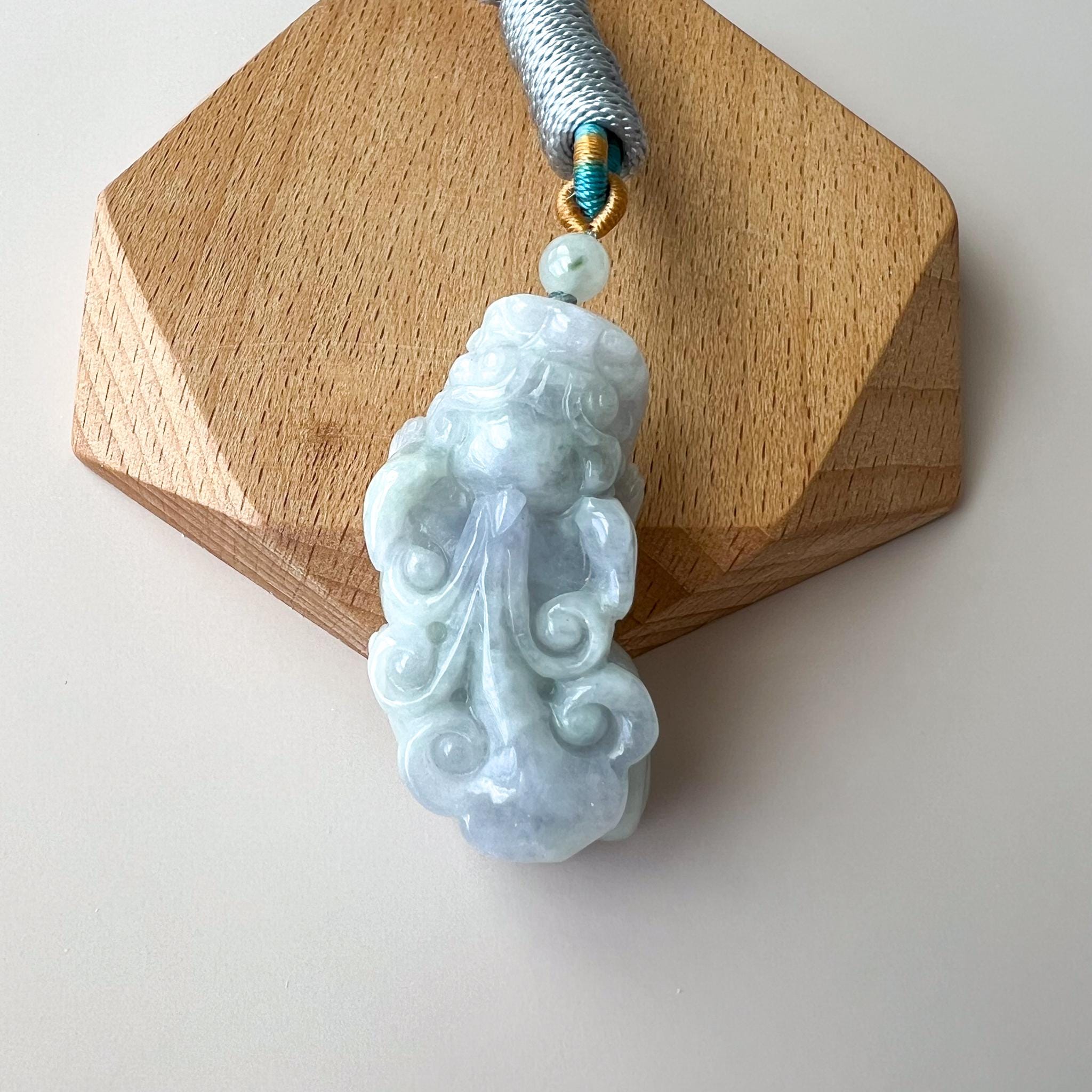 Light Green Purple Jadeite Jade, Dragon Pixiu Pi Xiu, 貔貅, Dragon