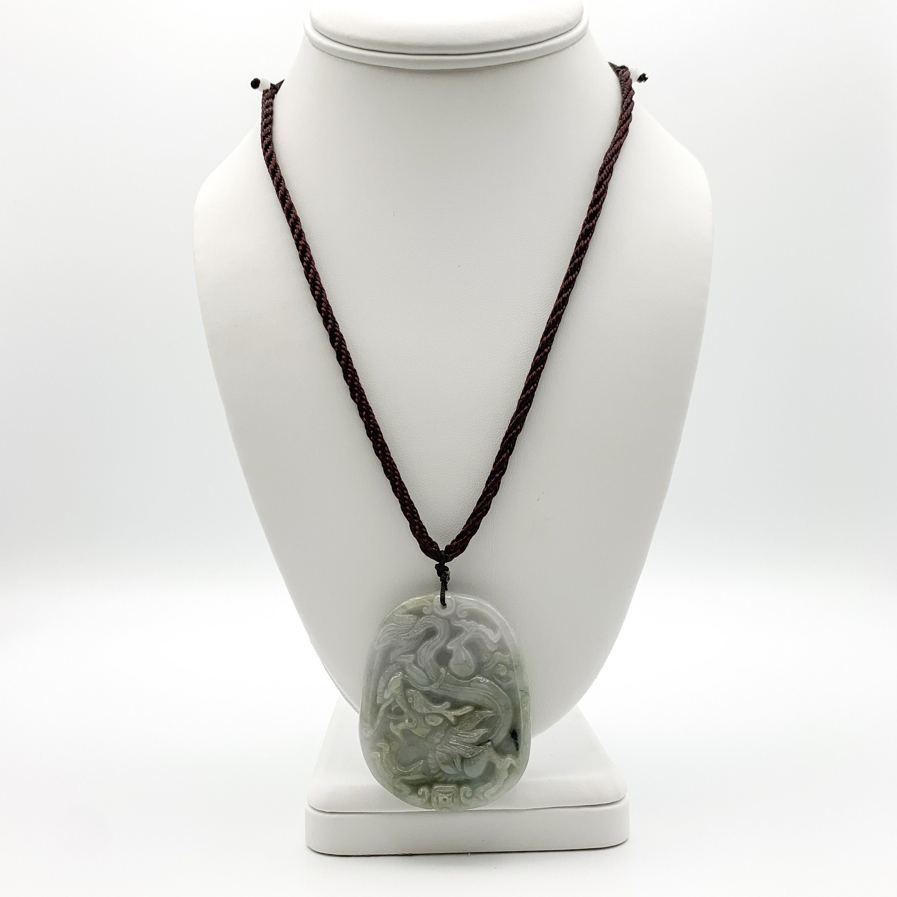 翡翠龍十二支彫刻ペンダントネックレス、YW-0110-1646517680 - Etsy 日本